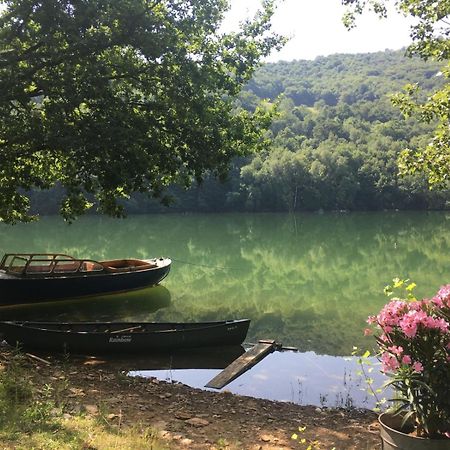 Lake House I // Alauzet Ecolodge + Nature Spa Castelnau-de-Mandailles ภายนอก รูปภาพ